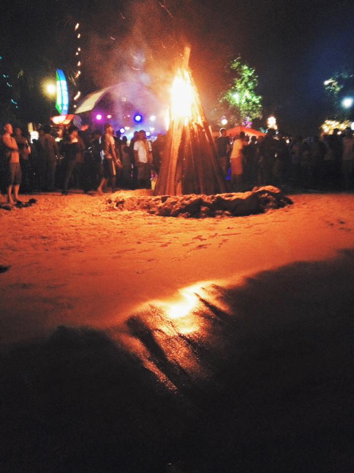 Bonfire at Mirissa Beach Party, New Year's Eve Sri Lanka