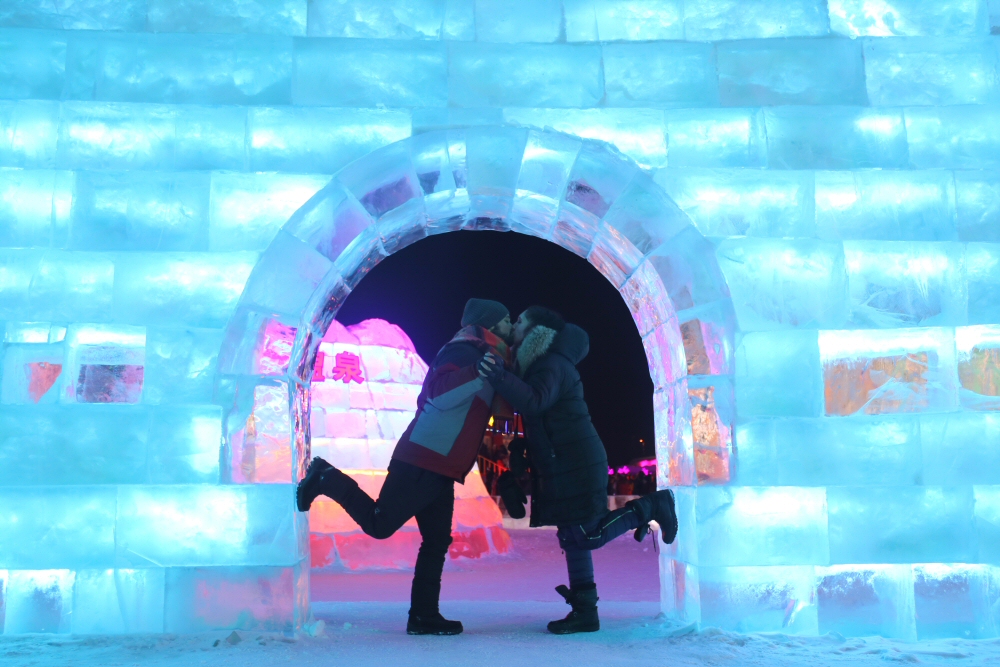 Harbin Ice Festival, Couples Travel