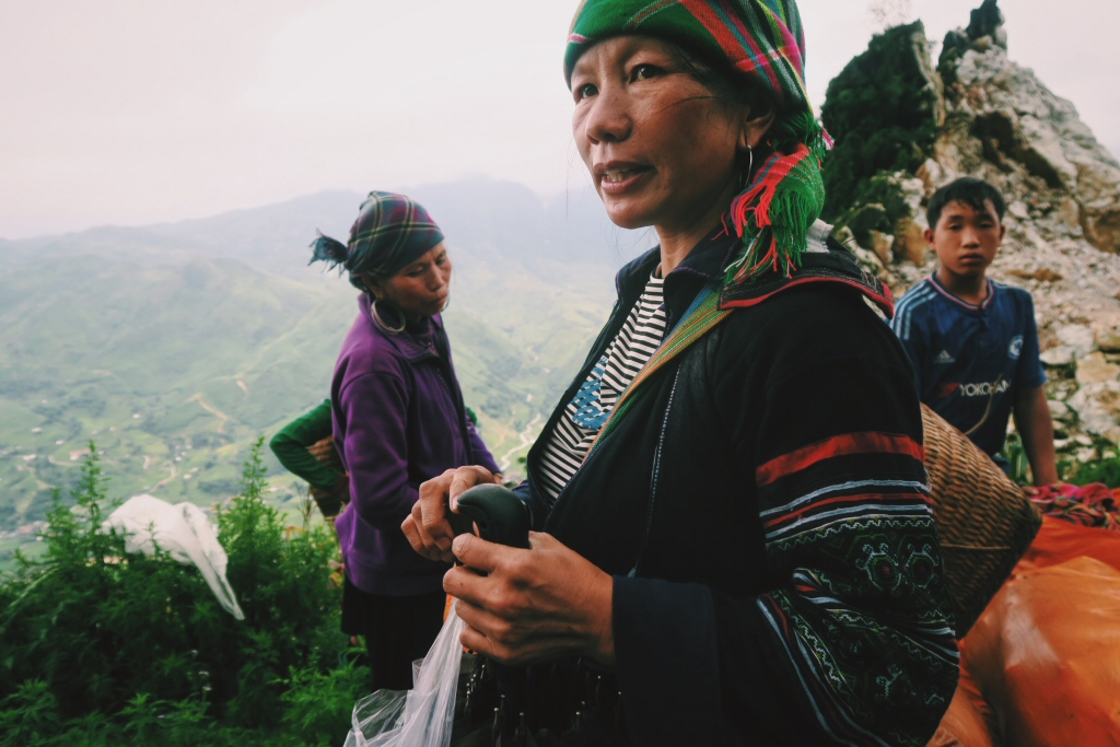 Hill-Tribe Homestay and trekking Sapa with Mama Shu Shu