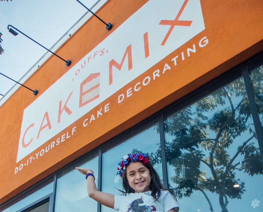 We visited the Duff's Cake Mix Tarzana location, a Decorate Your Own Cake shop that's fun for all ages