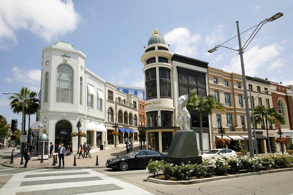 Rodeo Drive, Beverly Hills on our 5 day los angeles itinerary