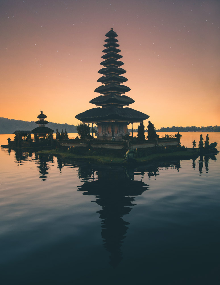 Pura Ulun Danu temple is a famous Bali temple and a must-visit on our Bali bucket list