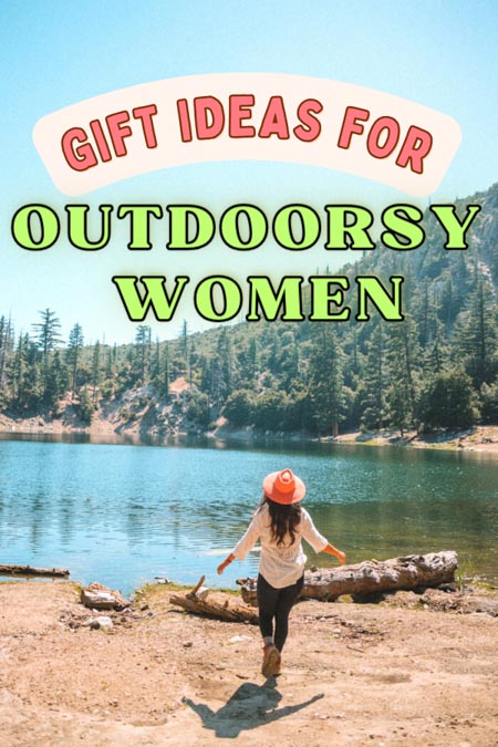 These are the best gifts for outdoorsy girls, no matter if it's an outdoorsy girlfriend, sister, friend, or an outdoorsy mom! Whether she’s an avid hiker, a nature enthusiast, or a camping aficionado, she's gonna love these gift ideas for outdoorsy women | gifts for hiking women | camping gifts | gifts for nature lovers | gift idea for outdoorsy girl | Perfect gifts for Valentine's Day, birthdays, anniversaries, Christmas, Hannukah, anything! | outdoors gift-giving guide #giftgivingguide